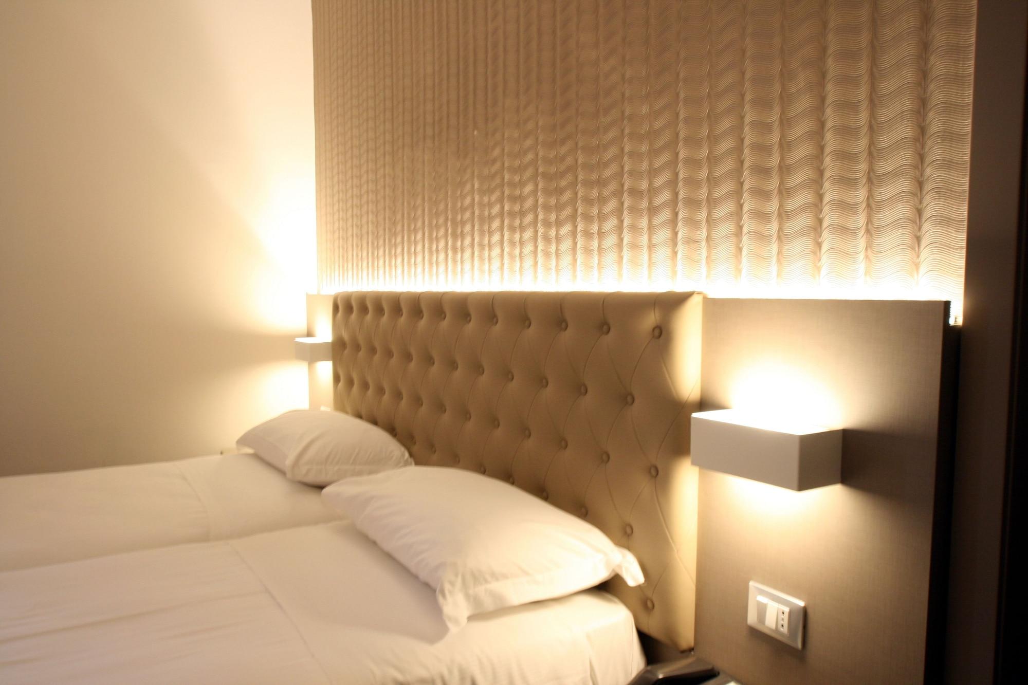Hotel Principe Модена Екстериор снимка