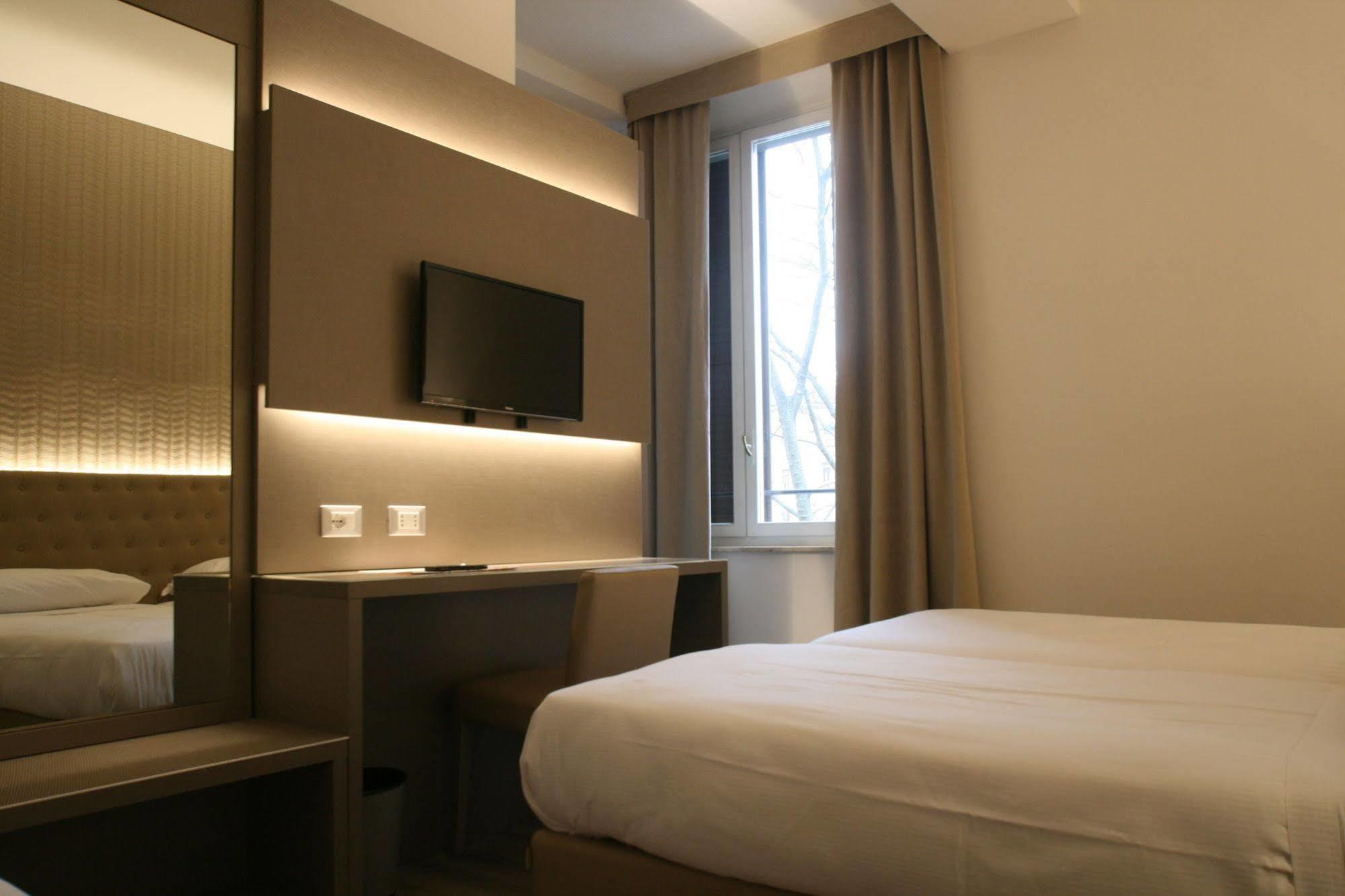 Hotel Principe Модена Екстериор снимка