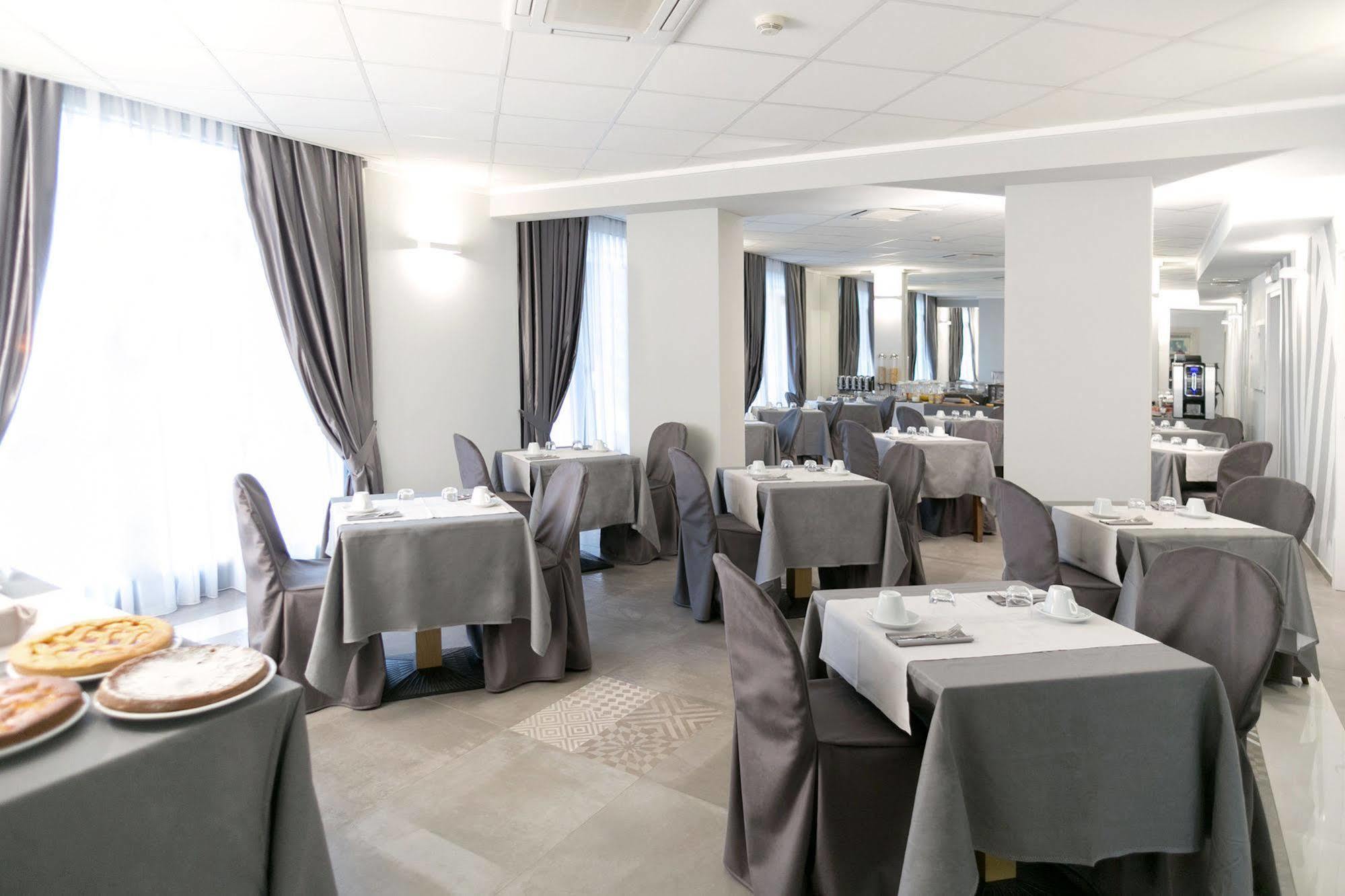 Hotel Principe Модена Екстериор снимка